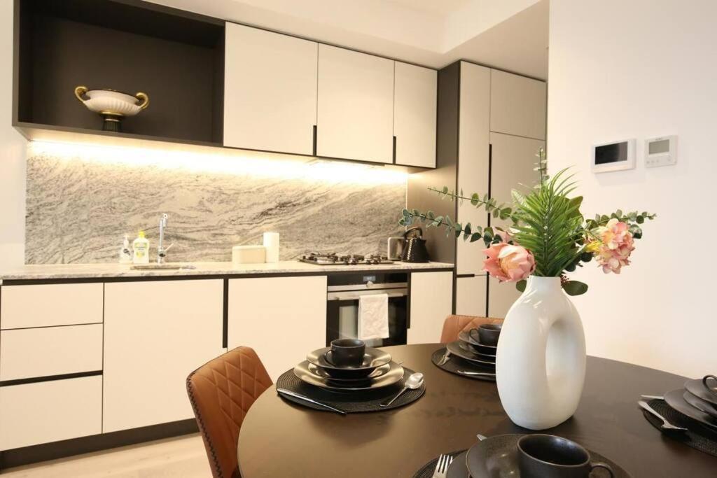 Luxury 2Bedroom2Bathroom Apartment At Mel Cbd Melbourne Luaran gambar